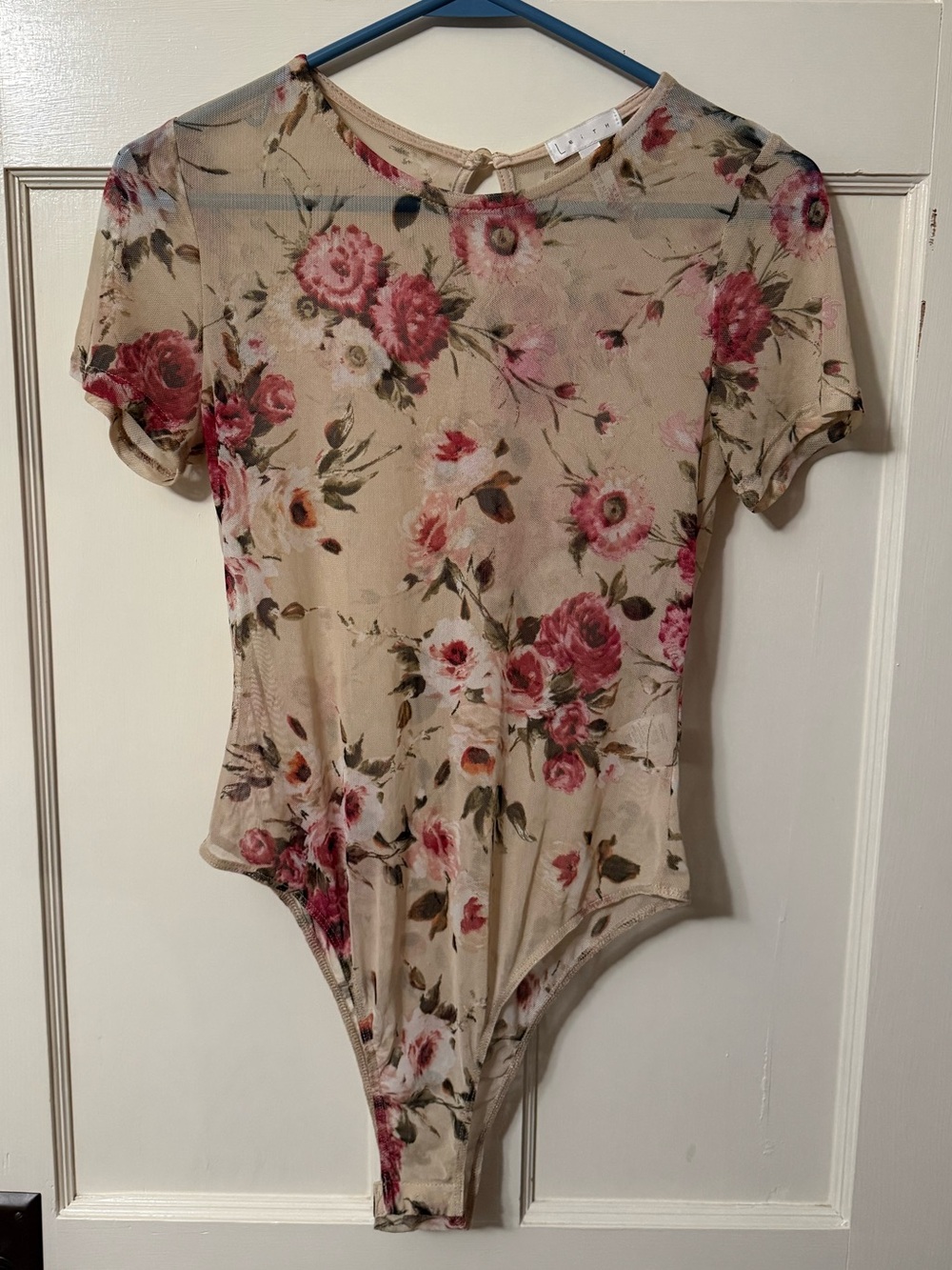Leith Floral Short-Sleeve Sheer Bodysuit‎